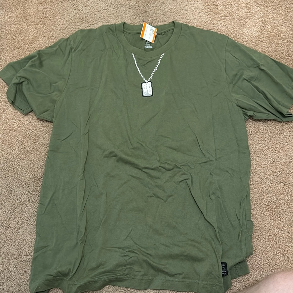 Uniqlo x Capcom Guile t shirt